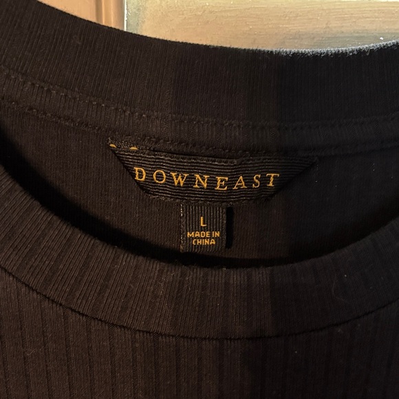 Black Eyelet Sleeve Top - Picture 2 of 3